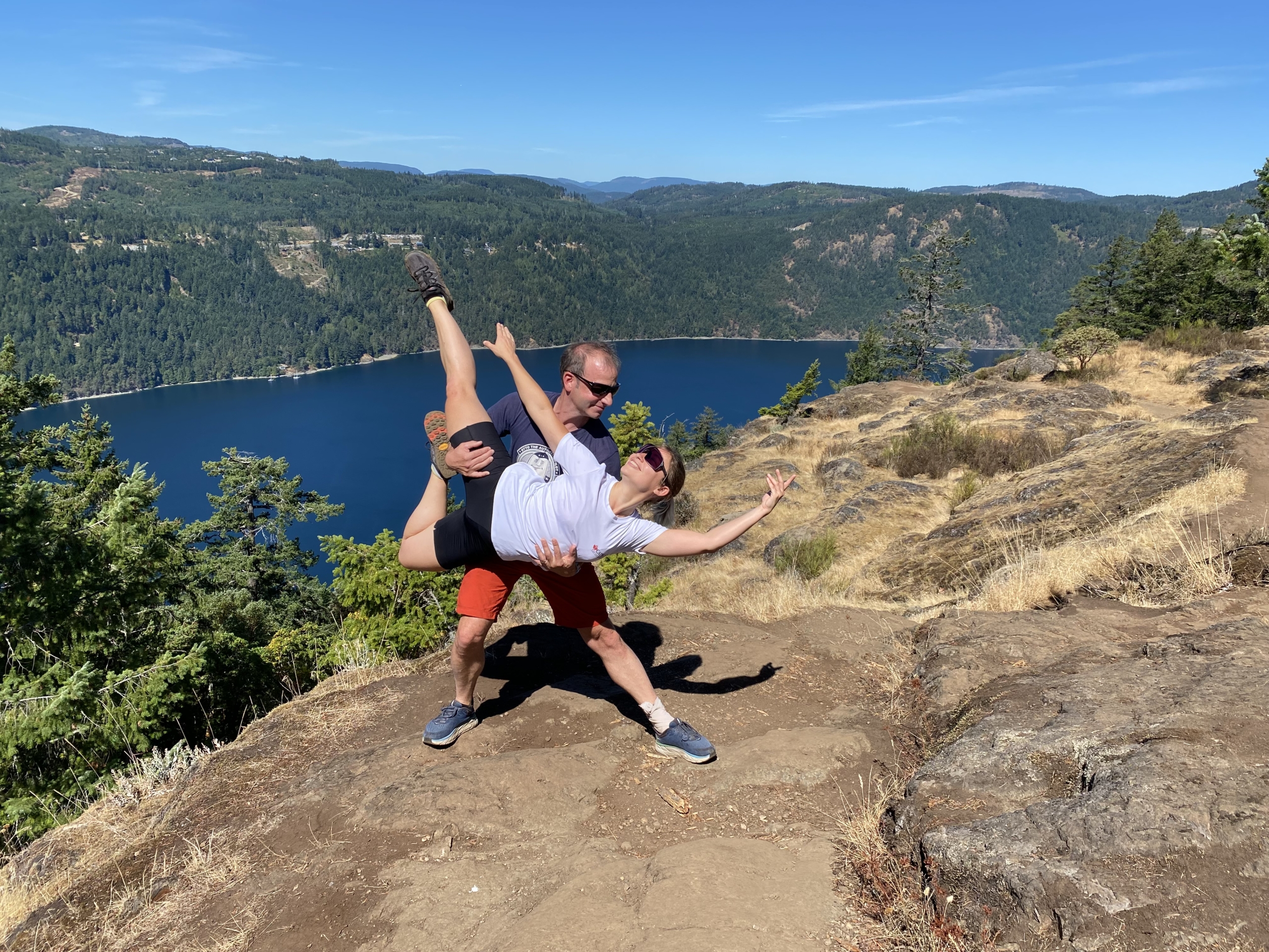 Dr. Winston & Dr. Eve Boissonnault dancing on a mountain